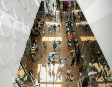 全澳第一全球第九！斯威本科技大学从动化取节